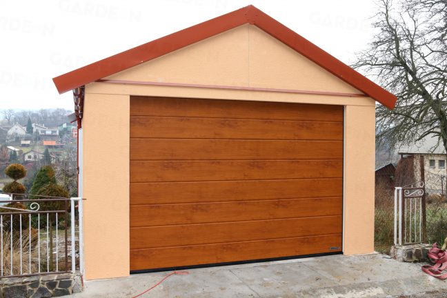 Eine 1-Auto-Garage von GARDEON mit einem Satteldach