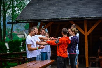 Fall des Vertrauens - Teambuilding