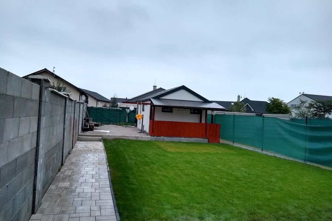 Foto des Kundengartens vor GARDEON Montage