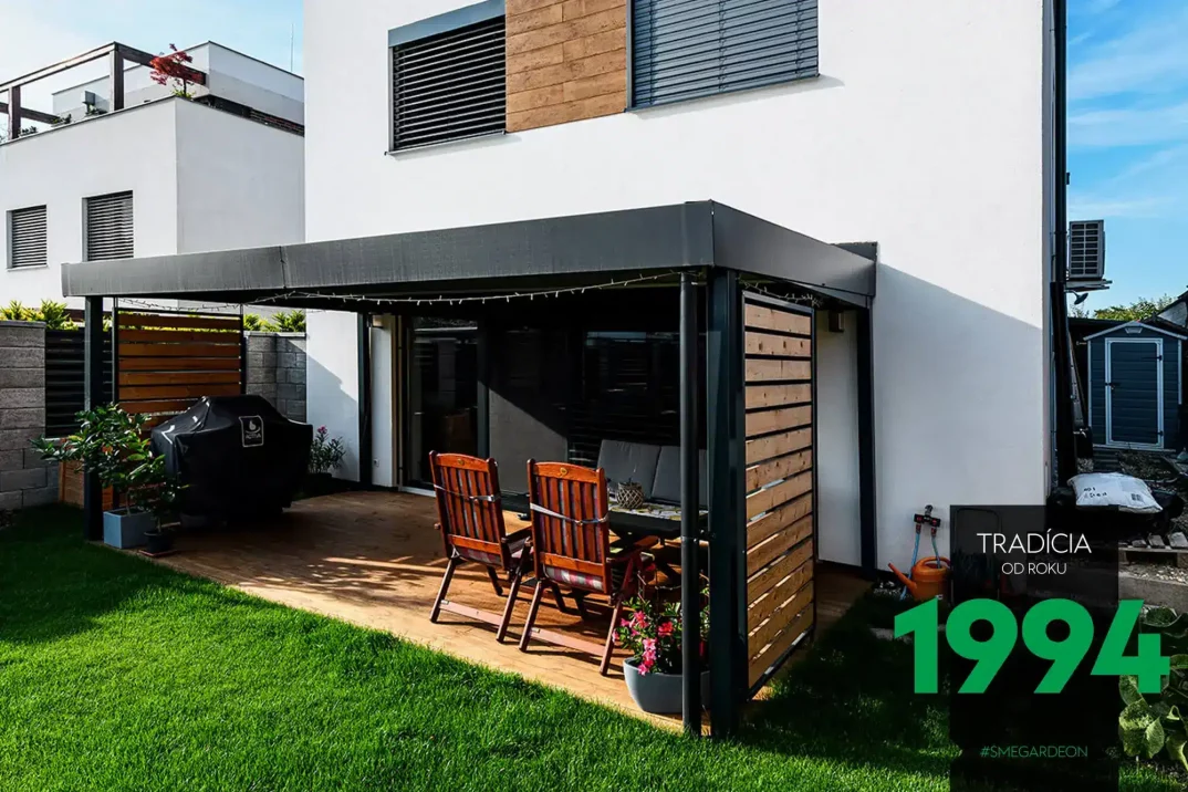 Terrassenüberdachung GARDEON als Ergänzung zu einem modernen Haus
