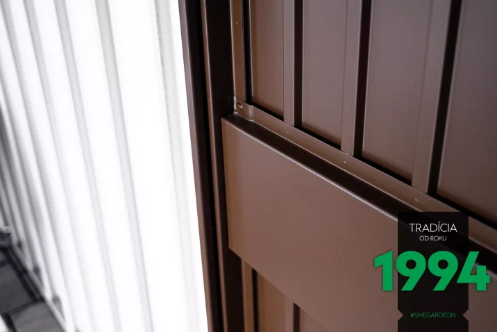 Ungedämmte Tür Hörmann in der Farbe BRAUN