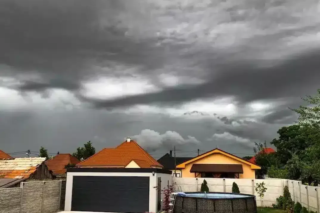 Die GARDEON Garage strahlt selbst bei Unwetter
