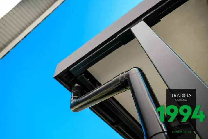 GARDEON - Rinnensystem und das gedämmte Dach aus der Innenseite