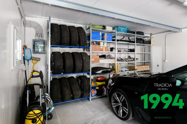 Reifen werden in der neuen isolierten Garage von GARDEON gelagert