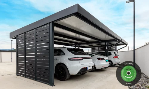 Montiertes Stahlcarport GARDEON mit Wandausfüllung