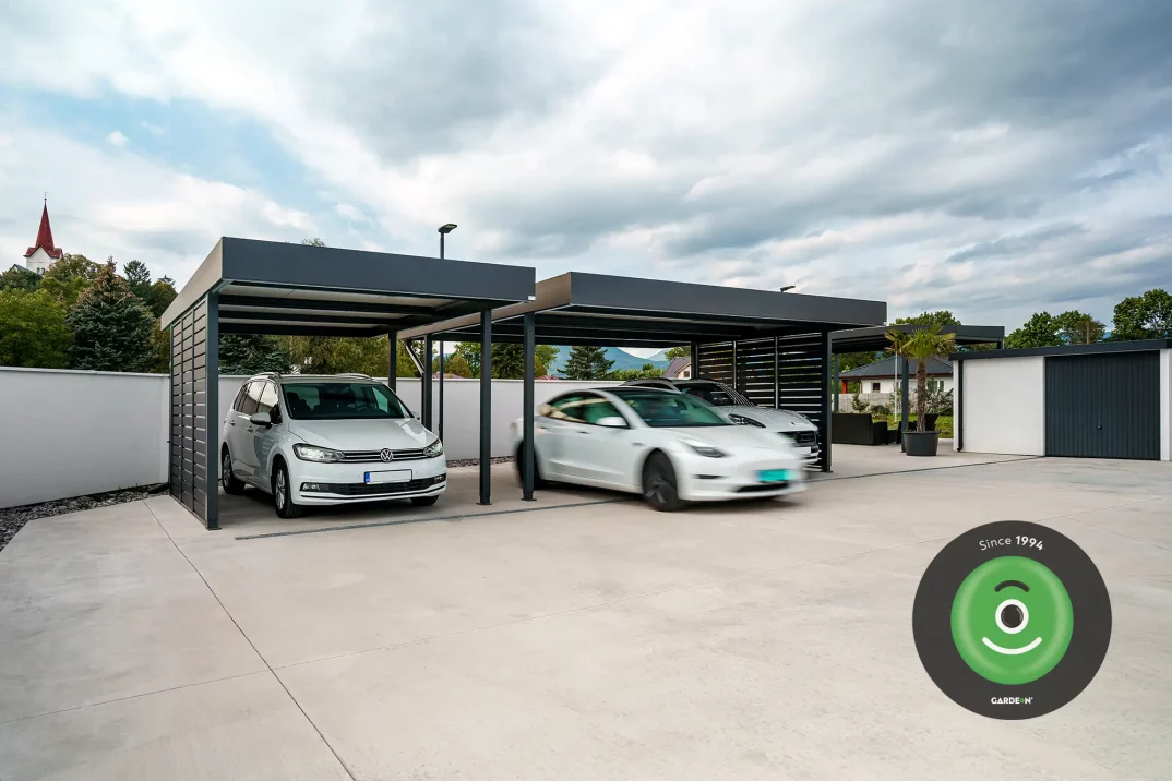 Montiertes Stahlcarport GARDEON mit Wandausfüllung