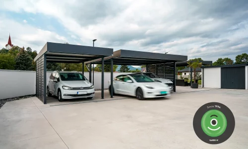 Montiertes Stahlcarport GARDEON mit Wandausfüllung