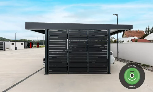 Montiertes Stahlcarport GARDEON mit Wandausfüllung