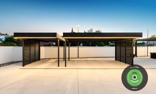 Montiertes Stahlcarport GARDEON mit Wandausfüllung