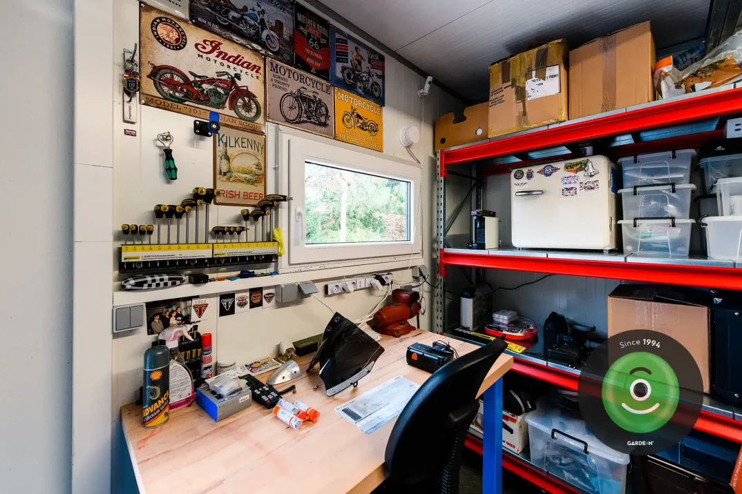 Doppelgarage GARDEON mit Zubehör der Marke Hörmann