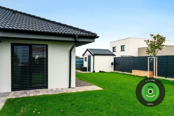 Montierte Gartenhütte GARDEON mit Zubehör in Farbe Anthrazit