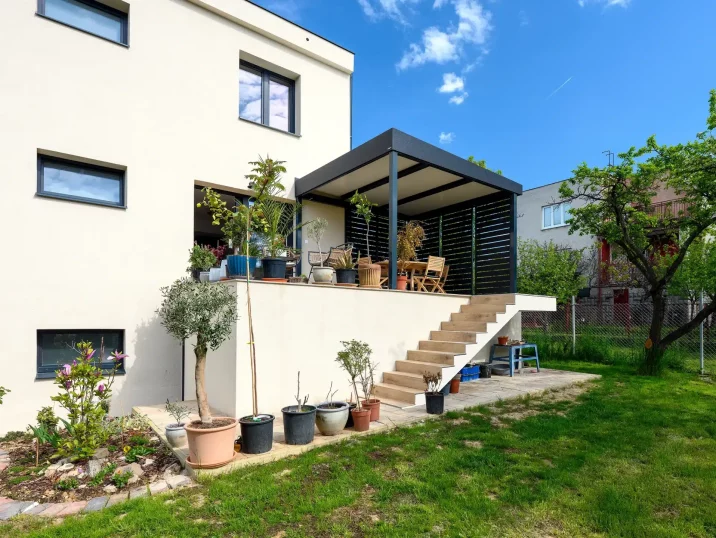 Pergola GARDEON im modernen zeitlosen Design 1