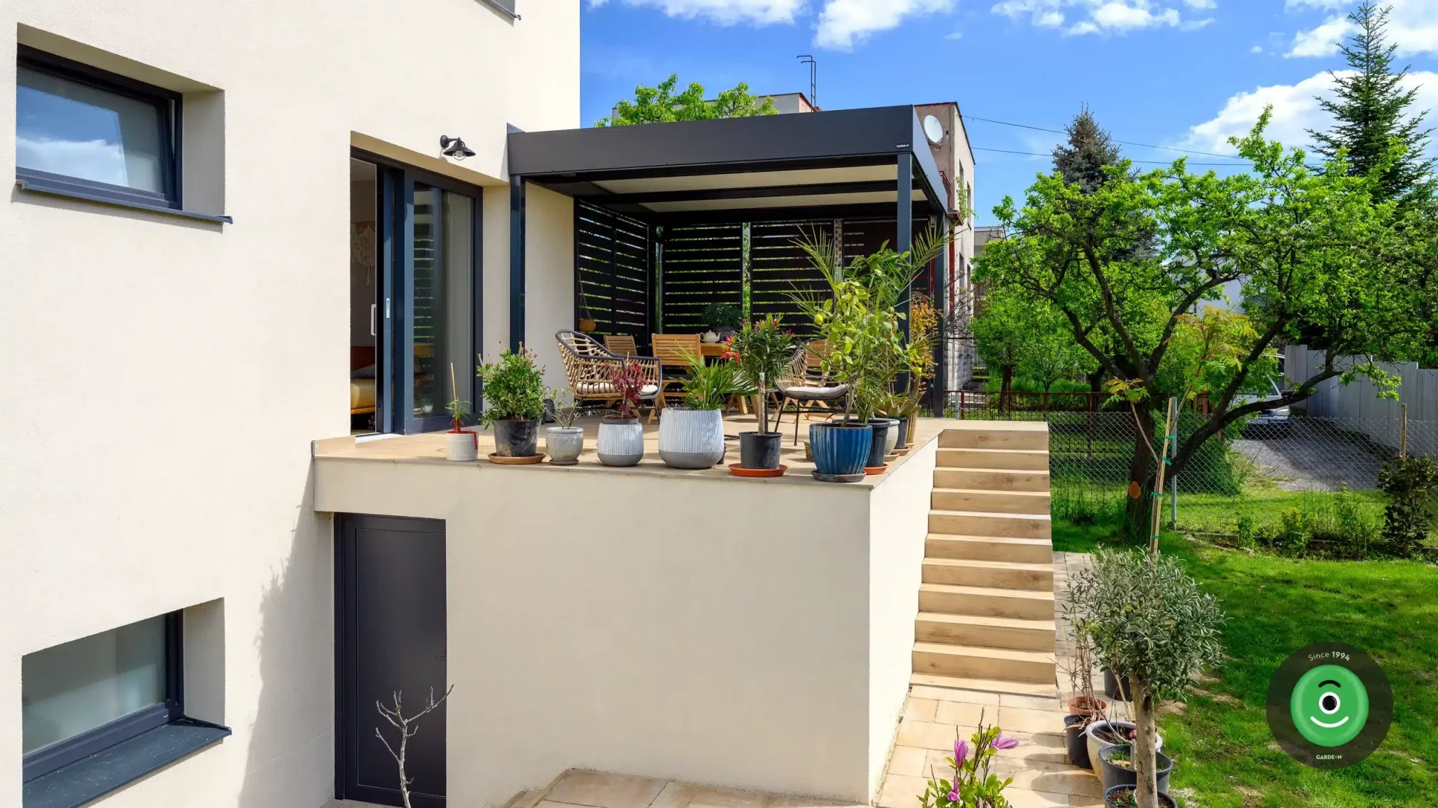 Pergola GARDEON im modernen zeitlosen Design 2