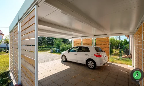 Carport GARDEON mit isoliertem Dach und Thermopaneel