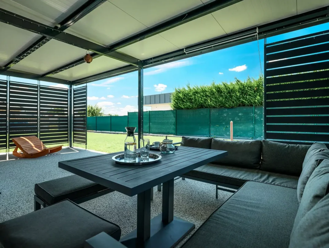 Design-Stahlpergola GARDEON