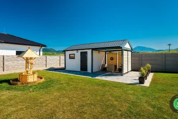 Gartenhäuschen mit Überdachung