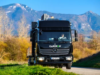 Vorderansicht des Fahrzeugs Mercedes Atego