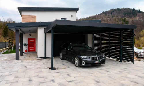 Moderner Carport in solider Bauweise und elegantem Design