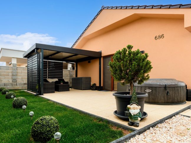 Pergola